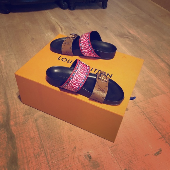 Louis Vuitton Shoes - RARE Louis Vuitton Kyoto 🏵 Sandal Kabuki 36 6!!